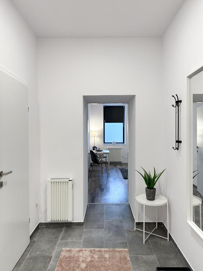 Comfy Apartments At Siebertgasse Вена Экстерьер фото