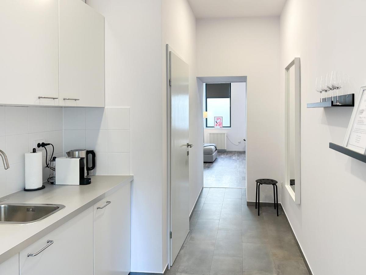 Comfy Apartments At Siebertgasse Вена Экстерьер фото