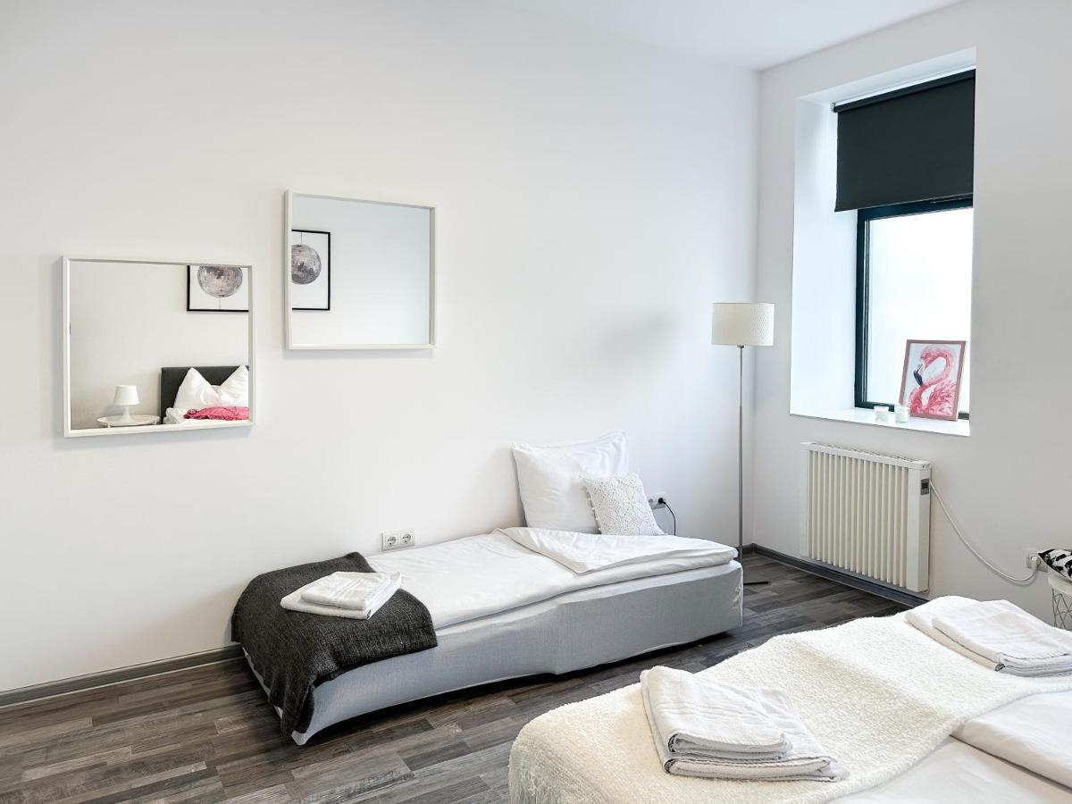 Comfy Apartments At Siebertgasse Вена Экстерьер фото