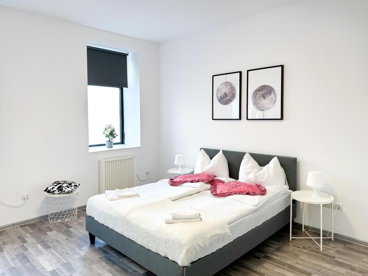 Comfy Apartments At Siebertgasse Вена Экстерьер фото